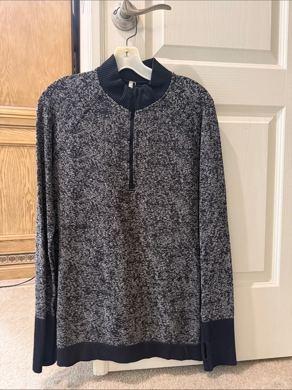 lululemon athletica Men's Black & Gray Heather Zip-Up Sweater
